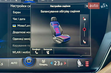 Позашляховик / Кросовер Volkswagen Touareg 2018 в 