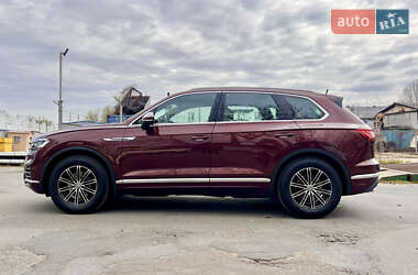 Позашляховик / Кросовер Volkswagen Touareg 2018 в 
