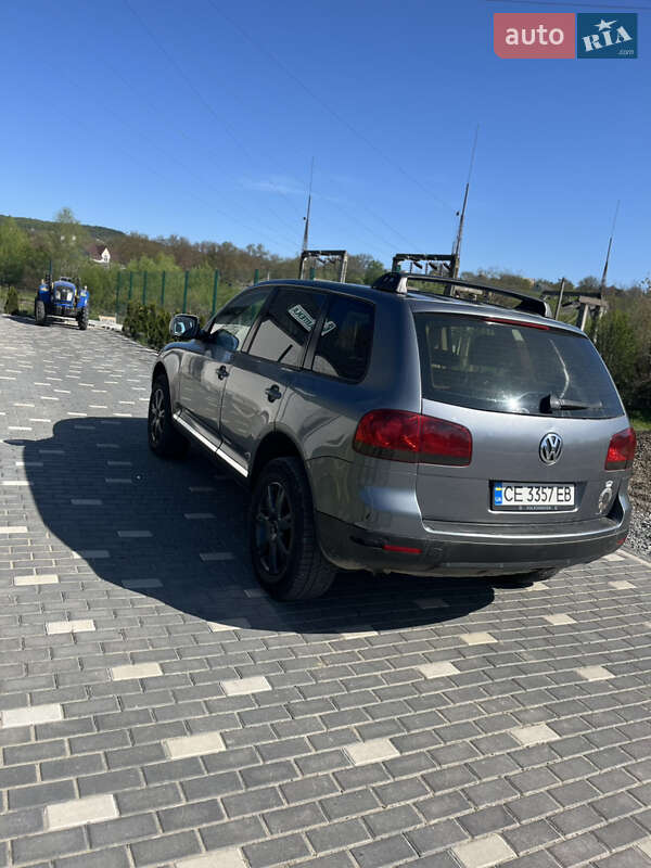 Внедорожник / Кроссовер Volkswagen Touareg 2004 в Черновцах
