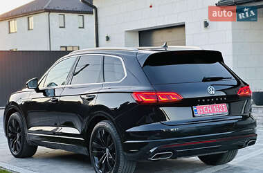 Позашляховик / Кросовер Volkswagen Touareg 2019 в 