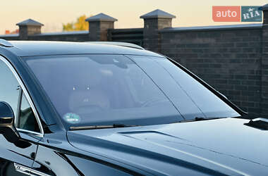 Позашляховик / Кросовер Volkswagen Touareg 2019 в 