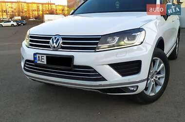 Позашляховик / Кросовер Volkswagen Touareg 2014 в Кривому Розі