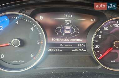 Внедорожник / Кроссовер Volkswagen Touareg 2014 в 