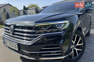Позашляховик / Кросовер Volkswagen Touareg 2018 в Києві