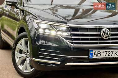 Позашляховик / Кросовер Volkswagen Touareg 2018 в 