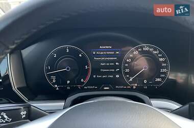 Позашляховик / Кросовер Volkswagen Touareg 2018 в 