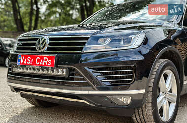 Внедорожник / Кроссовер Volkswagen Touareg 2016 в 