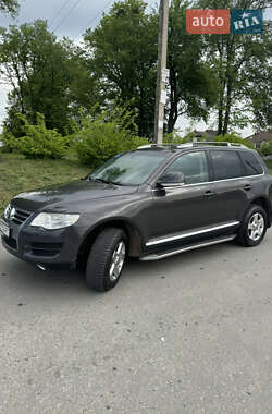 Внедорожник / Кроссовер Volkswagen Touareg 2008 в 