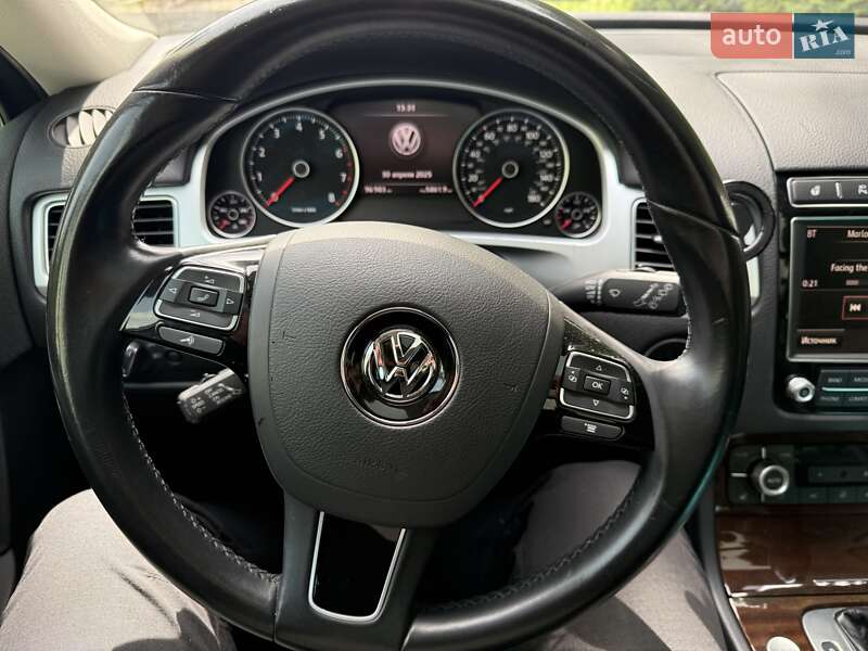 Внедорожник / Кроссовер Volkswagen Touareg 2016 в Смеле фото 16 Внедорожник / Кроссовер Volkswagen Touareg 2016 в Смеле