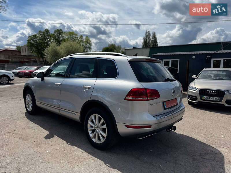 Внедорожник / Кроссовер Volkswagen Touareg 2013 в Чернигове фото 4 Внедорожник / Кроссовер Volkswagen Touareg 2013 в Чернигове