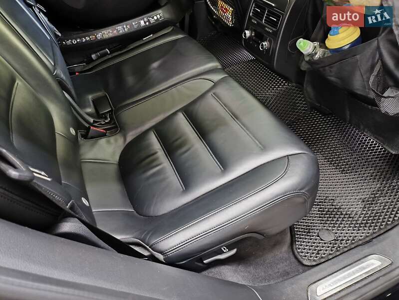 Позашляховик / Кросовер Volkswagen Touareg 2015 в Каневі