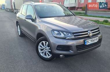 Позашляховик / Кросовер Volkswagen Touareg 2010 в 