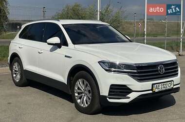 Позашляховик / Кросовер Volkswagen Touareg 2020 в Дніпрі