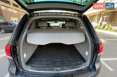 Позашляховик / Кросовер Volkswagen Touareg 2004 в 