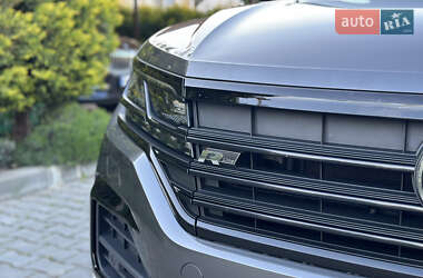 Позашляховик / Кросовер Volkswagen Touareg 2020 в 