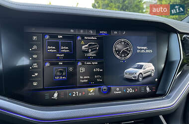 Позашляховик / Кросовер Volkswagen Touareg 2020 в 