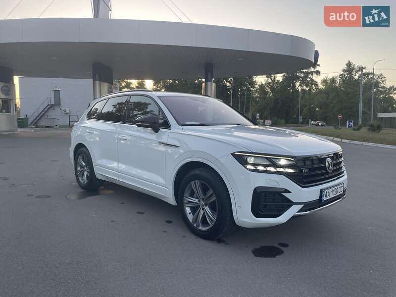 Позашляховик / Кросовер Volkswagen Touareg 2018 в Кременчуці