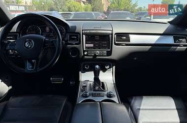 Внедорожник / Кроссовер Volkswagen Touareg 2017 в 