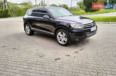 Позашляховик / Кросовер Volkswagen Touareg 2012 в Львові