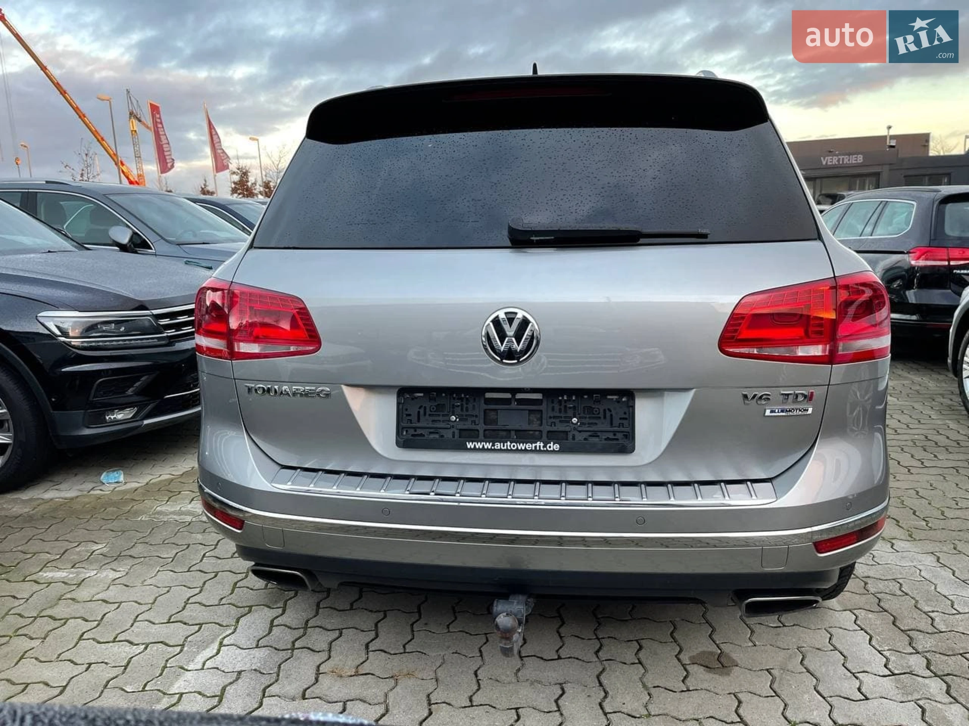 2016 Volkswagen Touareg - мініатюра 12