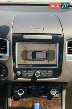Позашляховик / Кросовер Volkswagen Touareg 2014 в 