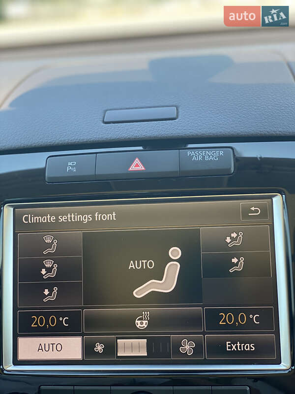 Позашляховик / Кросовер Volkswagen Touareg 2014 в Львові