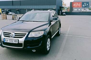 Позашляховик / Кросовер Volkswagen Touareg 2006 в Броварах