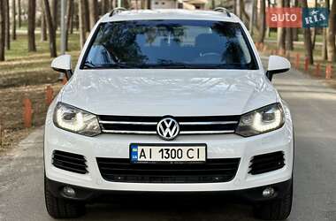 Внедорожник / Кроссовер Volkswagen Touareg 2014 в 