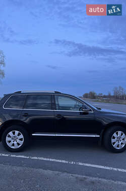 Позашляховик / Кросовер Volkswagen Touareg 2008 в 
