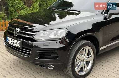 Позашляховик / Кросовер Volkswagen Touareg 2010 в 