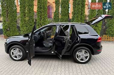 Позашляховик / Кросовер Volkswagen Touareg 2010 в 