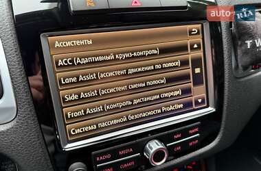 Позашляховик / Кросовер Volkswagen Touareg 2010 в 