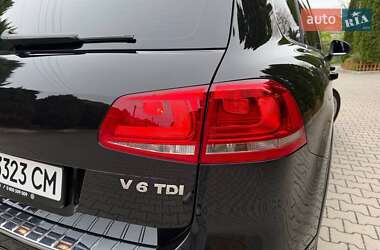 Позашляховик / Кросовер Volkswagen Touareg 2010 в 