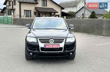 Внедорожник / Кроссовер Volkswagen Touareg 2008 в Вараше