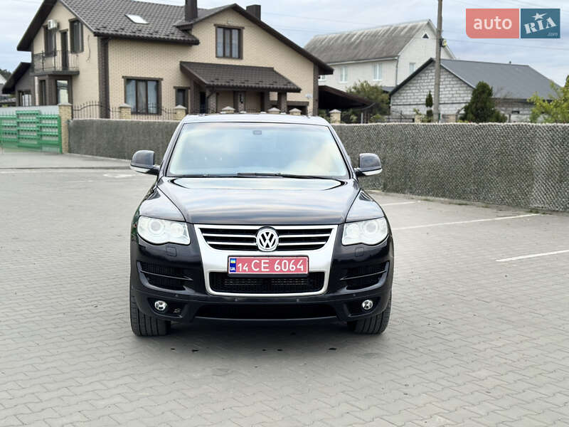 Внедорожник / Кроссовер Volkswagen Touareg 2008 в 