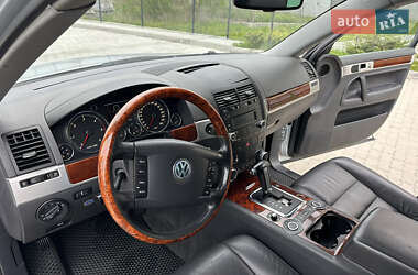 Позашляховик / Кросовер Volkswagen Touareg 2005 в 