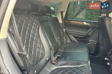Позашляховик / Кросовер Volkswagen Touareg 2017 в 