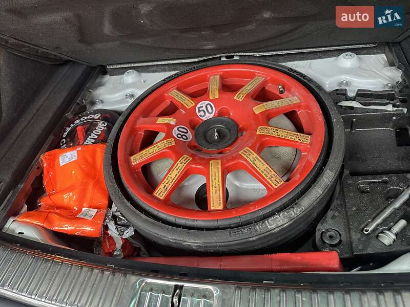 Внедорожник / Кроссовер Volkswagen Touareg 2014 в Одессе