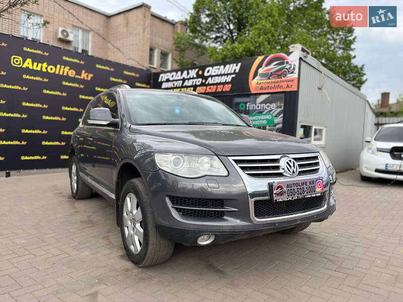 Внедорожник / Кроссовер Volkswagen Touareg 2008 в 