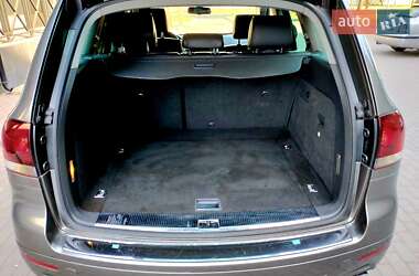Позашляховик / Кросовер Volkswagen Touareg 2008 в 