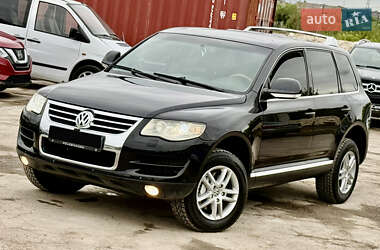 Внедорожник / Кроссовер Volkswagen Touareg 2008 в 