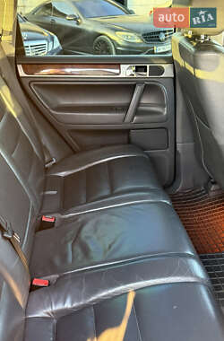 Внедорожник / Кроссовер Volkswagen Touareg 2008 в 