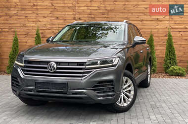 Позашляховик / Кросовер Volkswagen Touareg 2019 в 