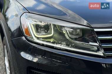 Внедорожник / Кроссовер Volkswagen Touareg 2014 в 
