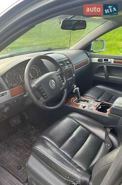 Внедорожник / Кроссовер Volkswagen Touareg 2006 в 