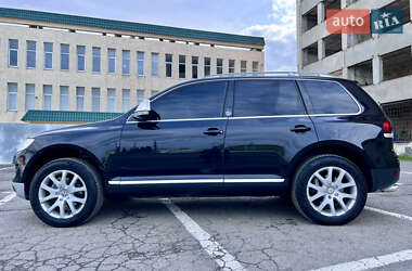 Внедорожник / Кроссовер Volkswagen Touareg 2008 в 