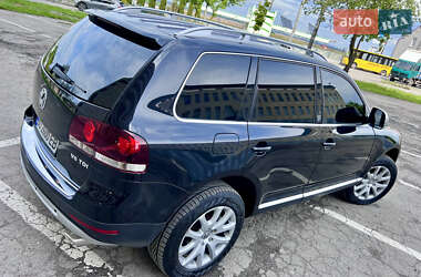 Внедорожник / Кроссовер Volkswagen Touareg 2008 в 