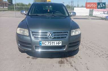 Внедорожник / Кроссовер Volkswagen Touareg 2002 в Нововолынске