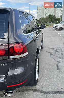 Внедорожник / Кроссовер Volkswagen Touareg 2007 в Запорожье