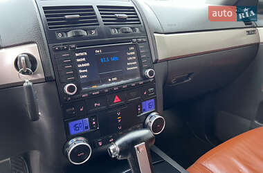 Внедорожник / Кроссовер Volkswagen Touareg 2008 в 